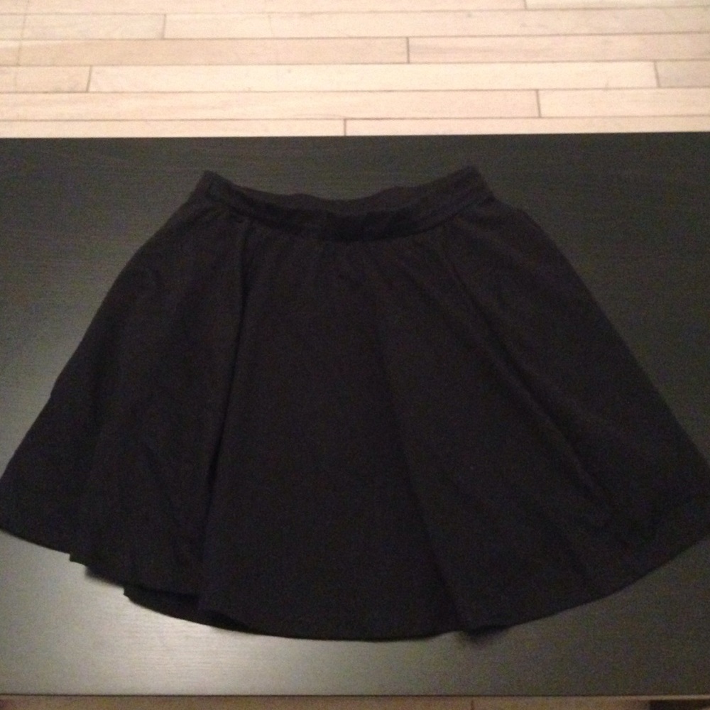 Black skirt
