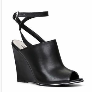 Design Lab by Lord and Taylor Black Wedges