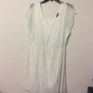 Flowy white laced dress
