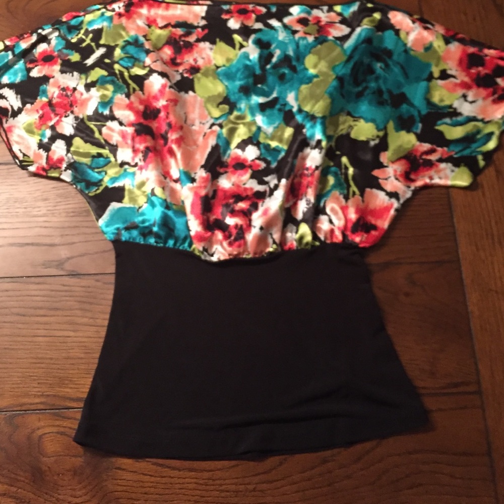 BCX multicolored silk top