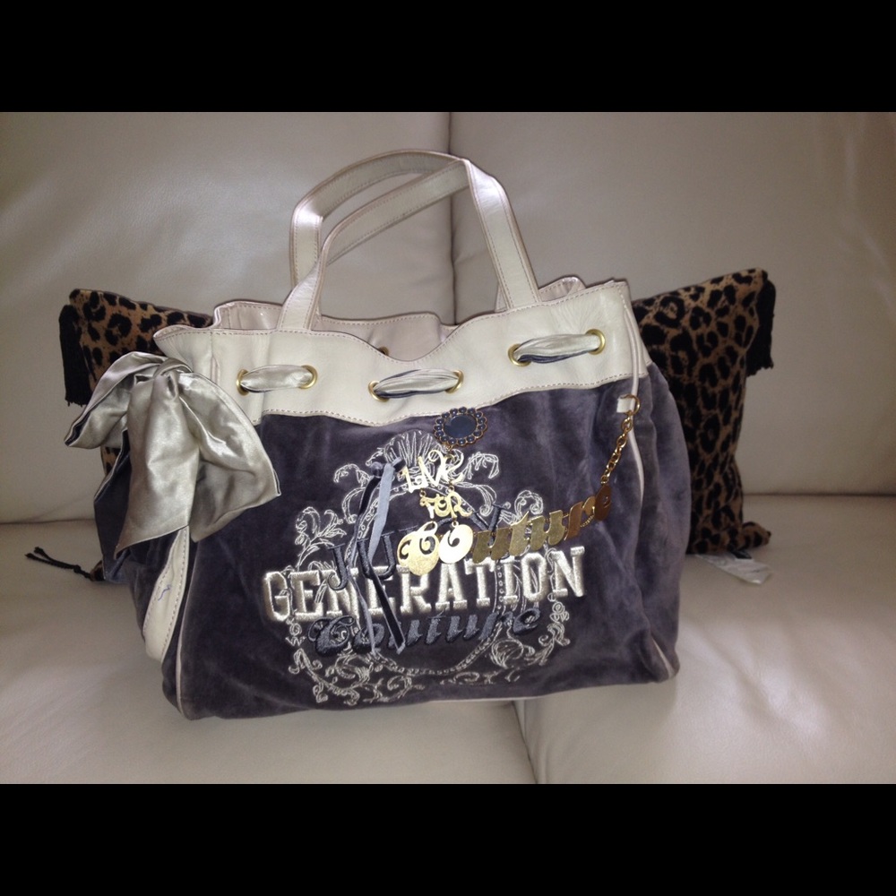 Juicy couture grey day dream bag
