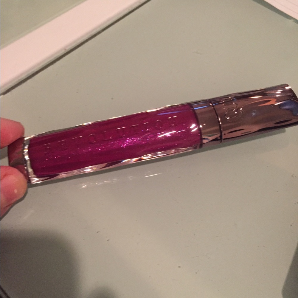 UD Revolution High-Color Lipgloss in Vice