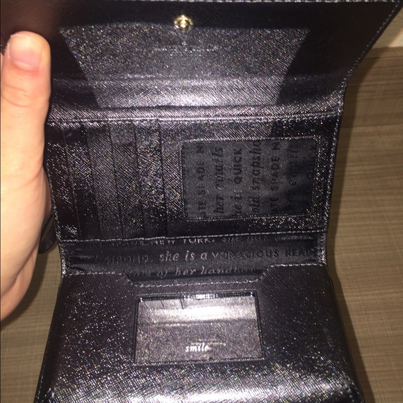 Kate spade wristlet - Picture 2 of 3