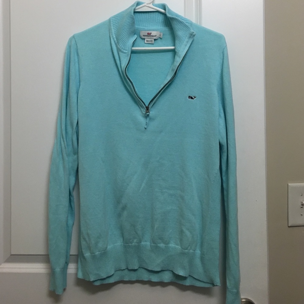 Vineyard Vines quarter zip sweater