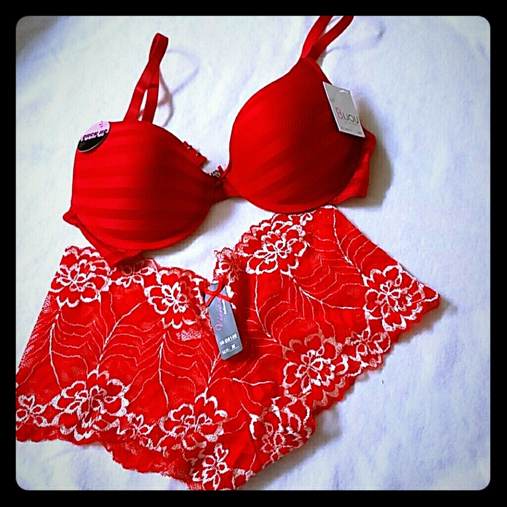 New Bras and short set
