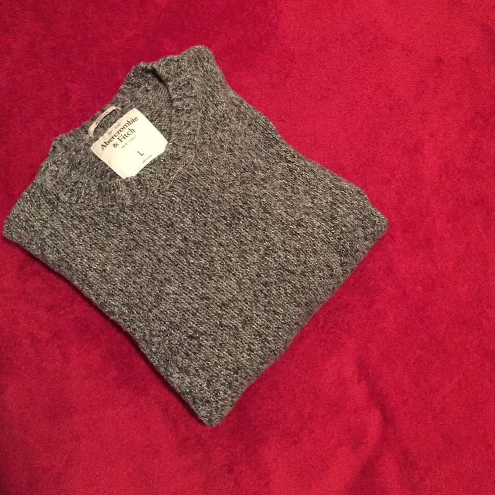 ABERCROMBIE 🍀 Gray Muscle Sweater (L)