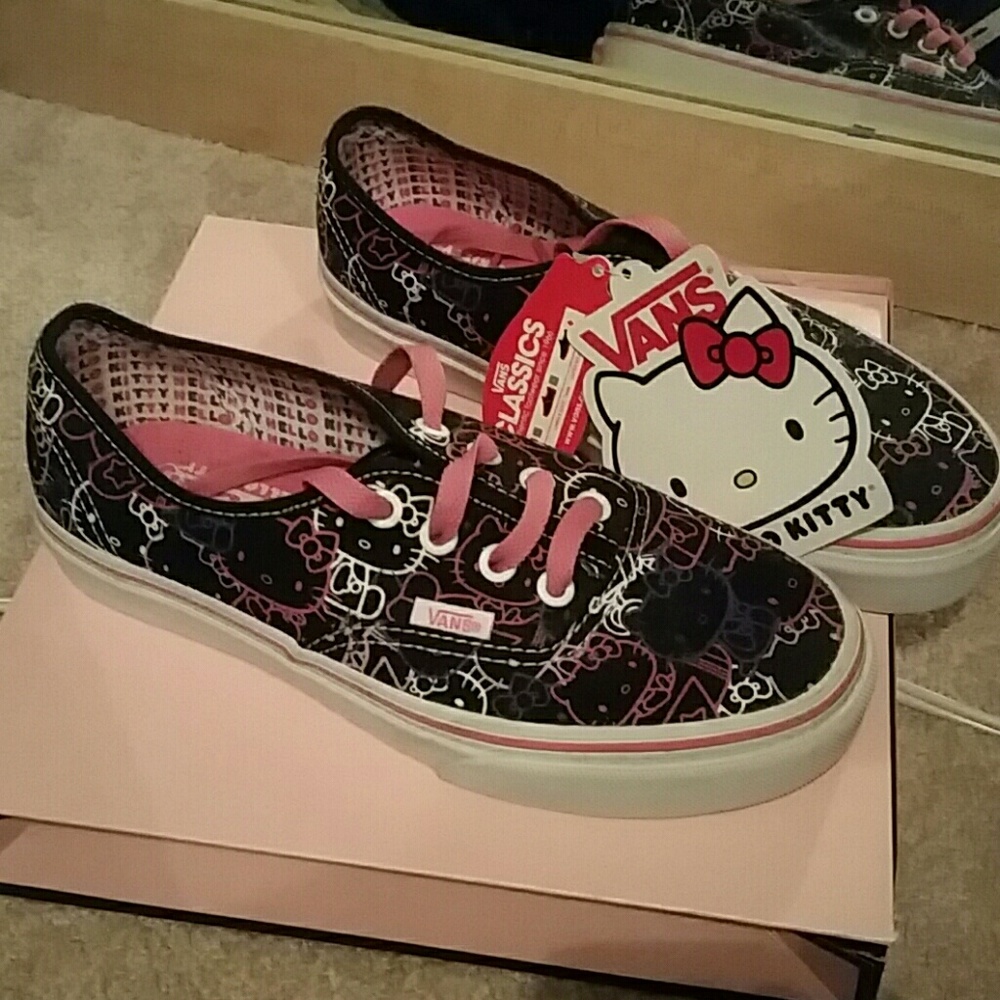 Vans hello kitty sneakers size 6