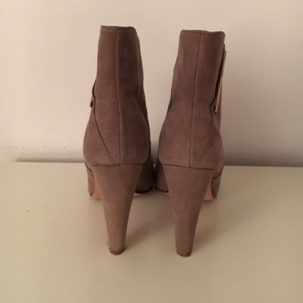 Sigerson Morrison ankle boots. Grey suede. Sz 7.5 - Picture 3 of 5
