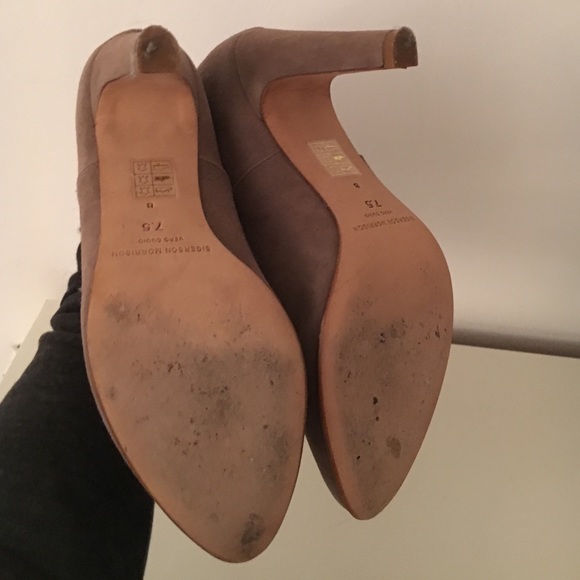 Sigerson Morrison ankle boots. Grey suede. Sz 7.5 - Picture 5 of 5