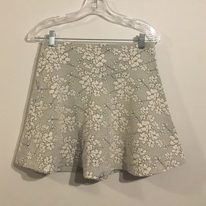 Adorable skirt!