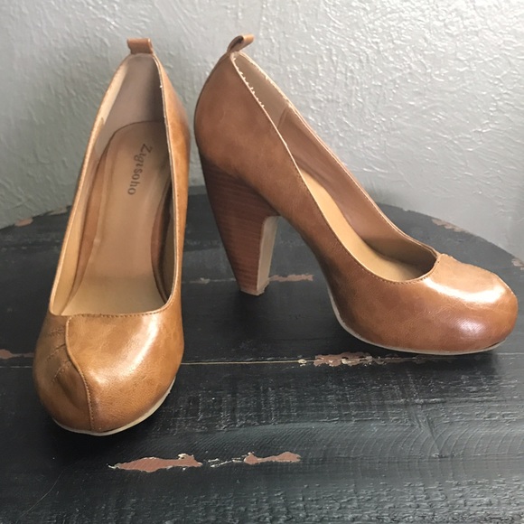 Shoes - 🌻Chunky Brown Heels🌻