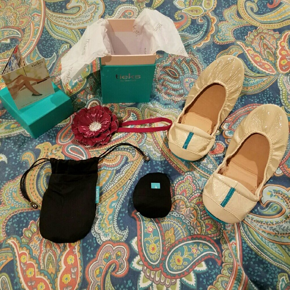 Tieks Flats - Never Worn