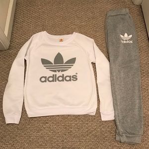Non-Authentic Adidas Sweatsuit