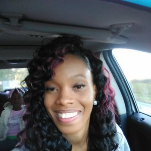 Meet your Posher, Crystal