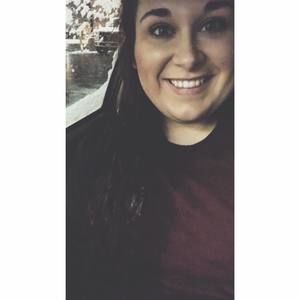 Meet your Posher, Courtney