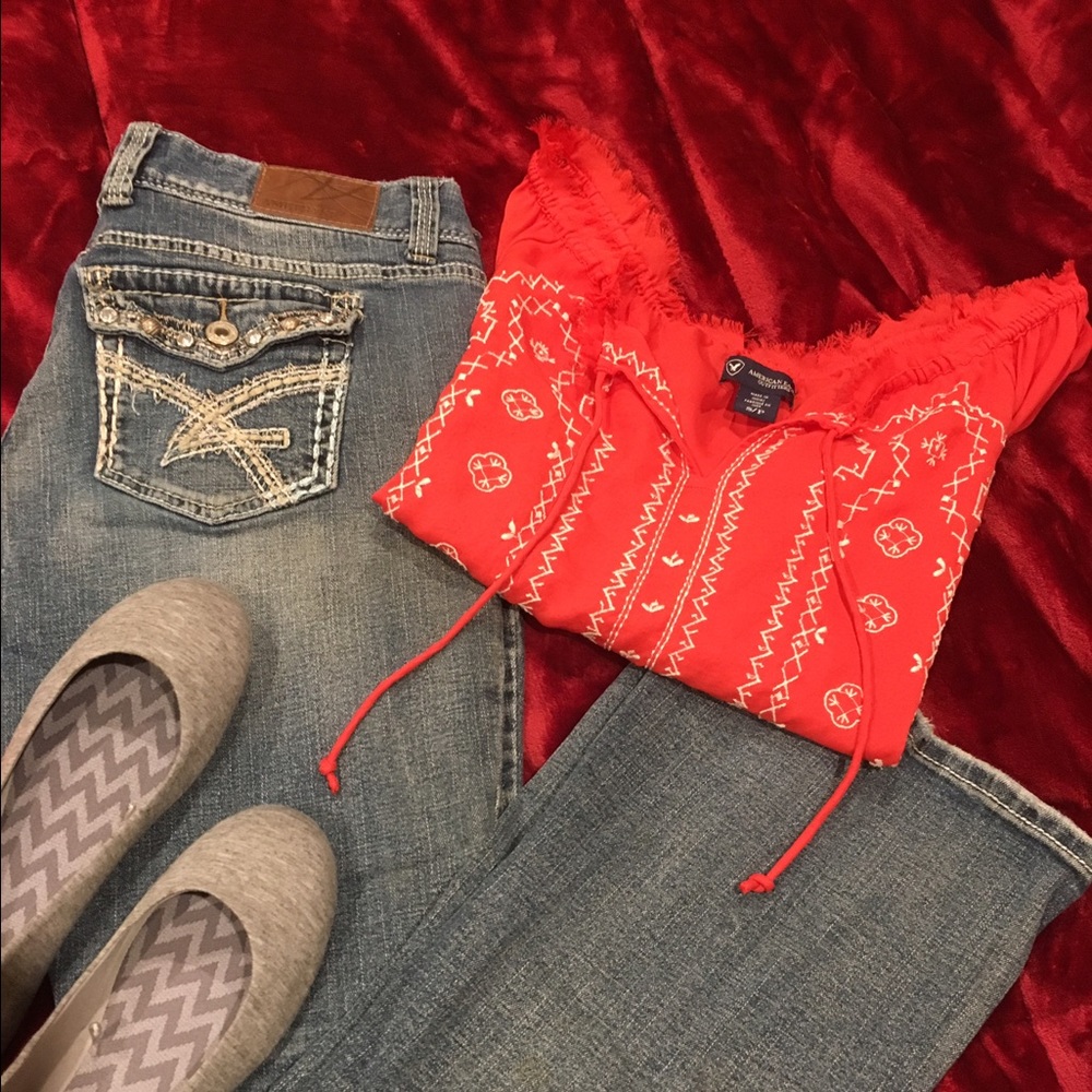 American Eagle boho style crop top size small
