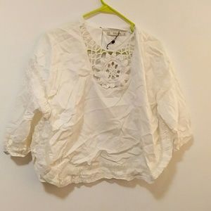 White top with detailing