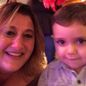 Meet your Posher, Lisa