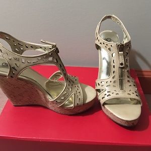 Tan wedges