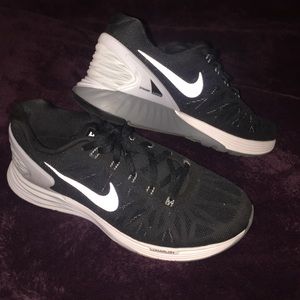 Nike Lunarlon with dynamic support