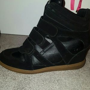 Womens wedge sneaker