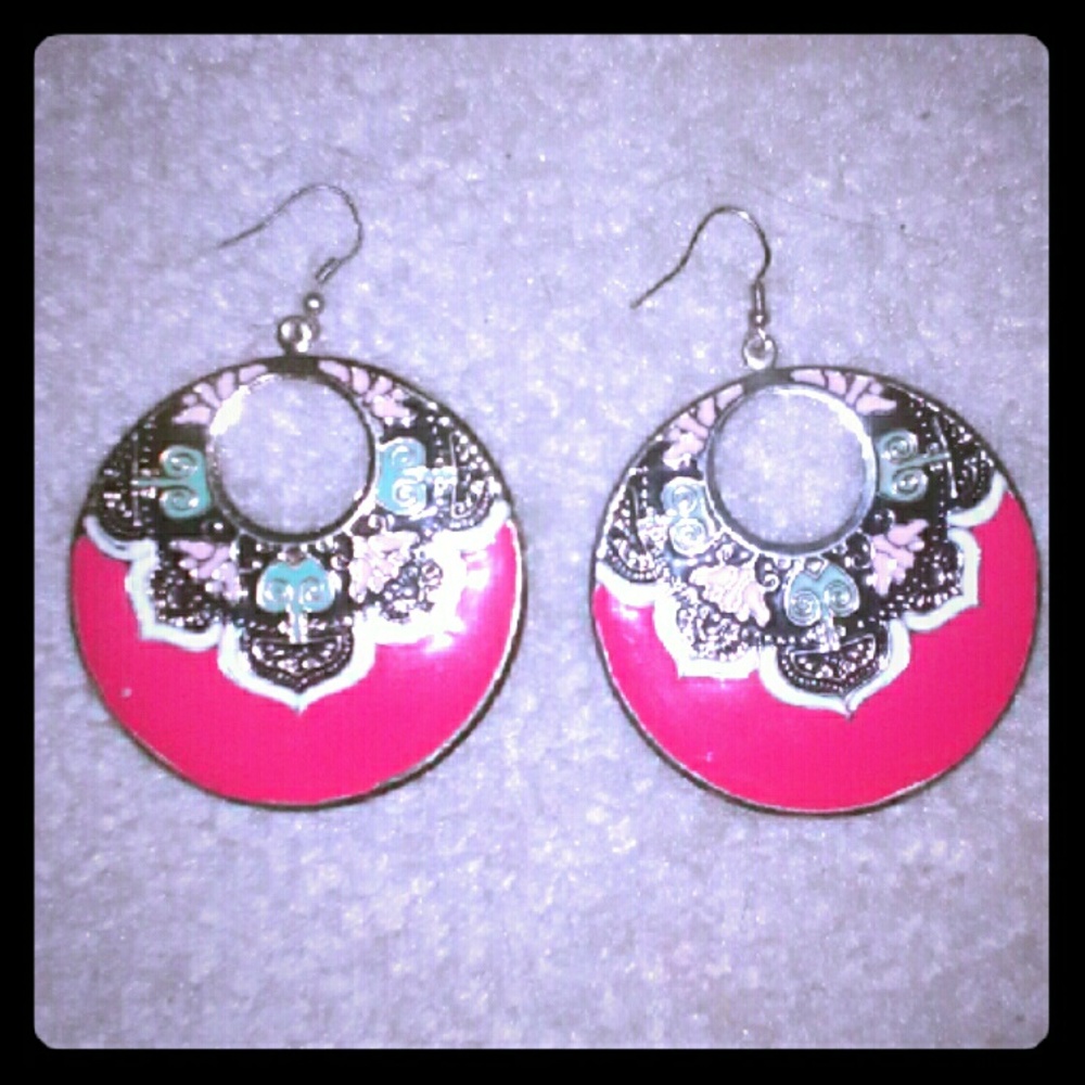 Filled hoop earrings