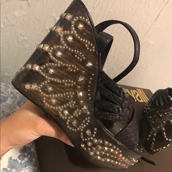 Roberto Cavalli Studded Wedges - Picture 2 of 4