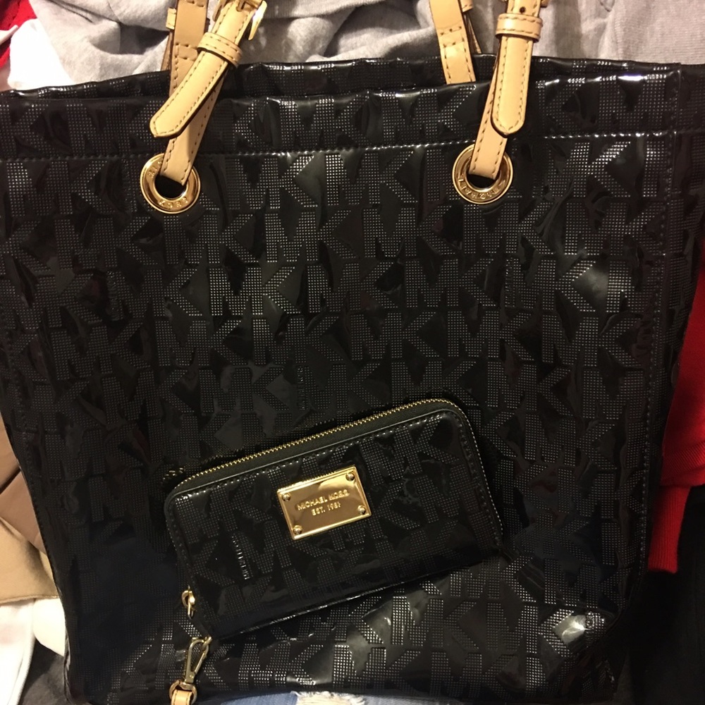 Black Mk Set {Traded💖}