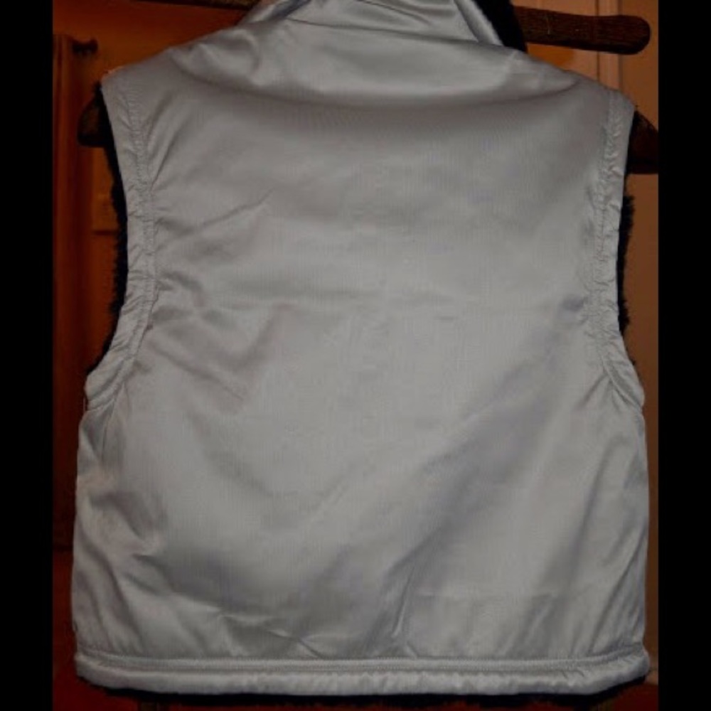 Winter Vest - Picture 4 of 4