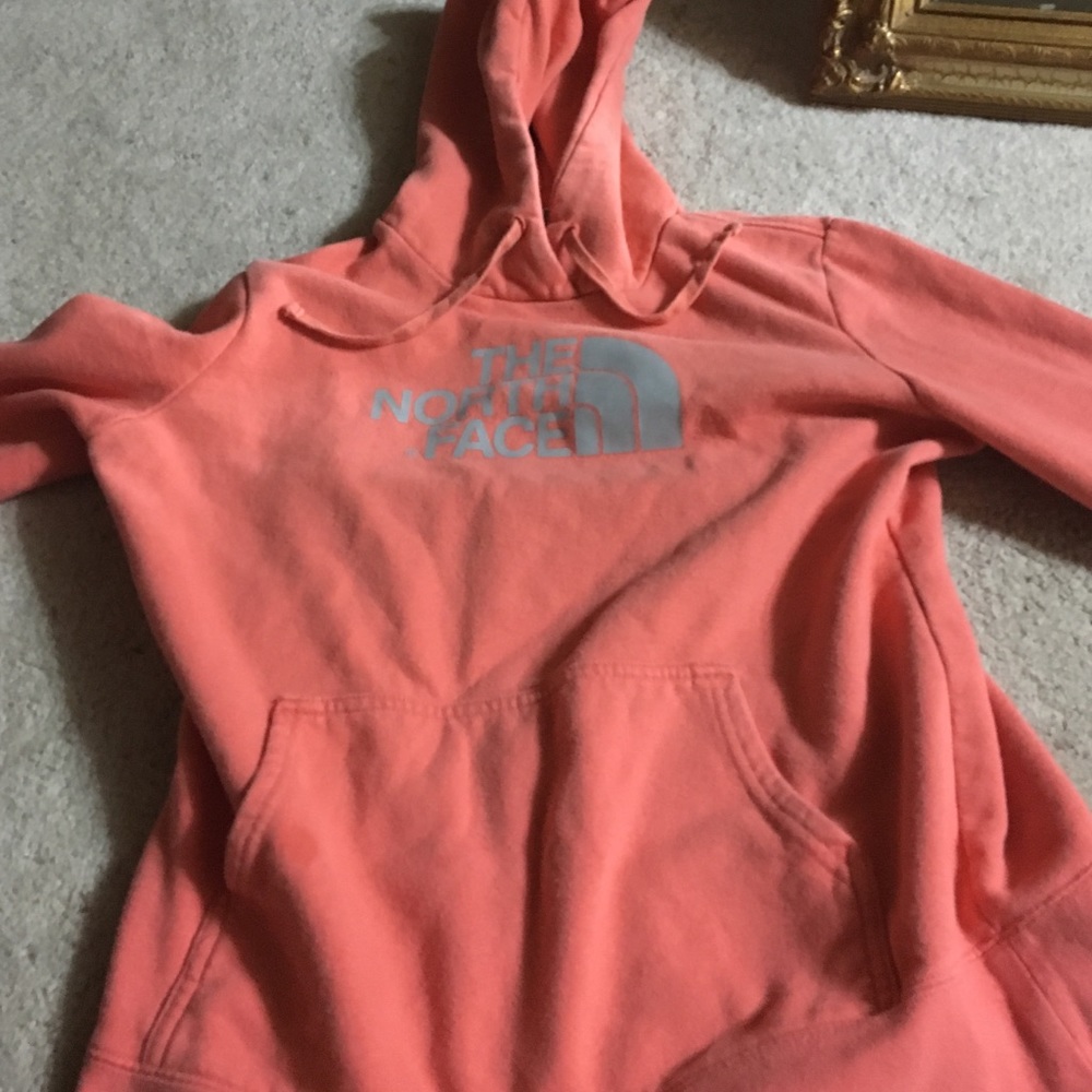 north face sweatshirt