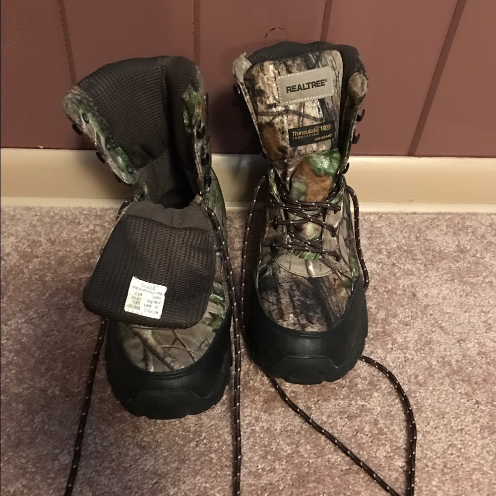 Men's camouflage boots
