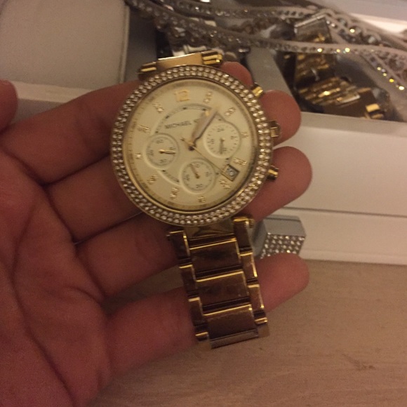Watch main image 7