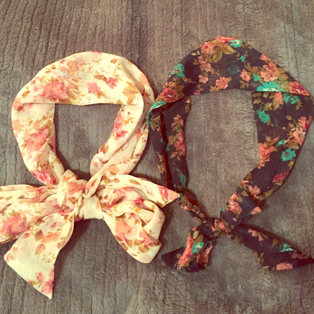 Two sets of headwraps