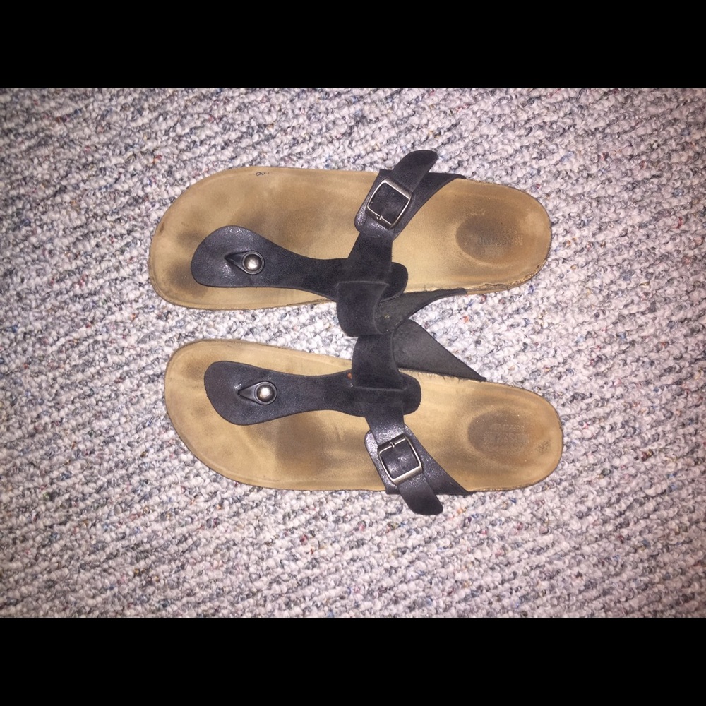 Size 10 sandals