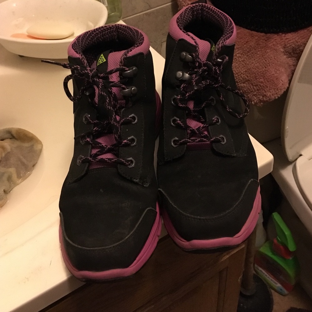 Nike boots