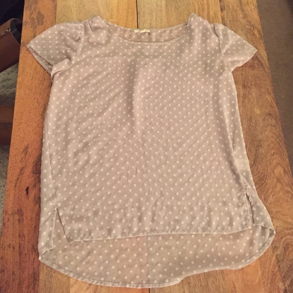 Sheer, feminine, grey-taupe top. Great for spring!
