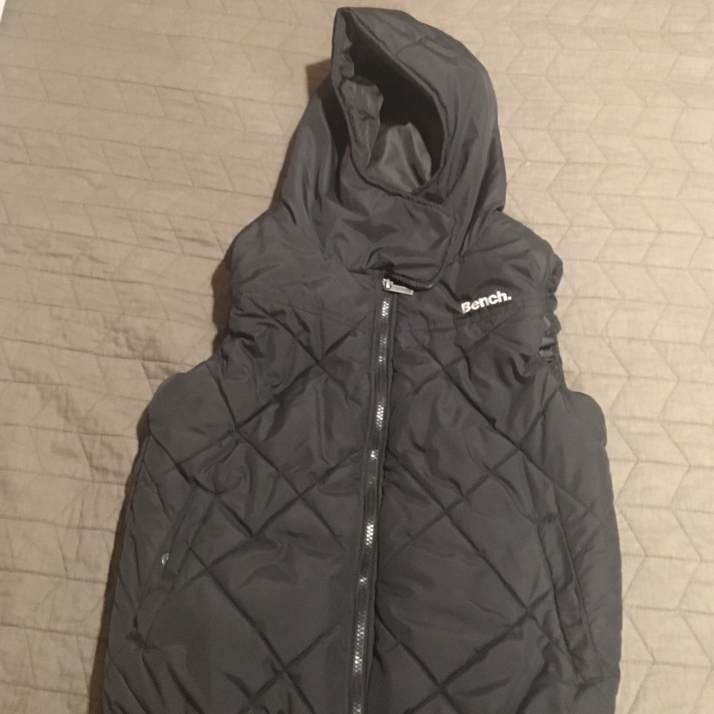 Bench Vest, like new!