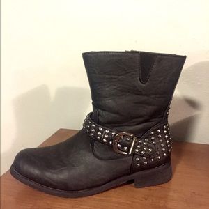 Studded leather short boot