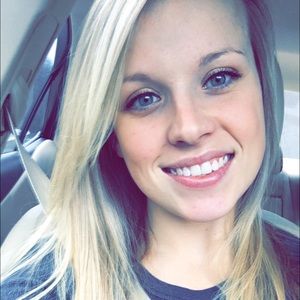 Meet your Posher, Savanah