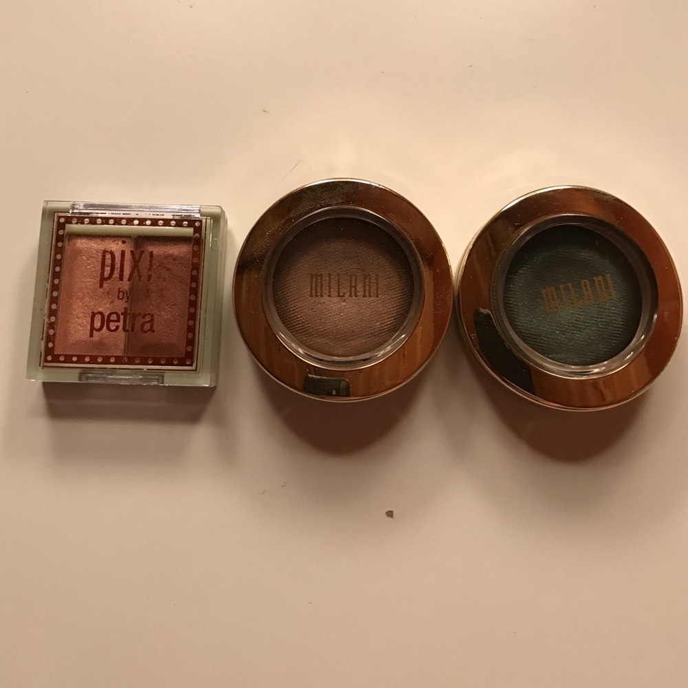 Eyeshadow Bundle.