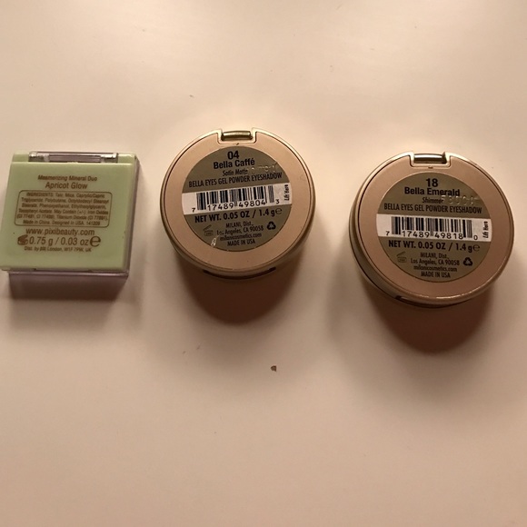 Eyeshadow Bundle. - Picture 2 of 3