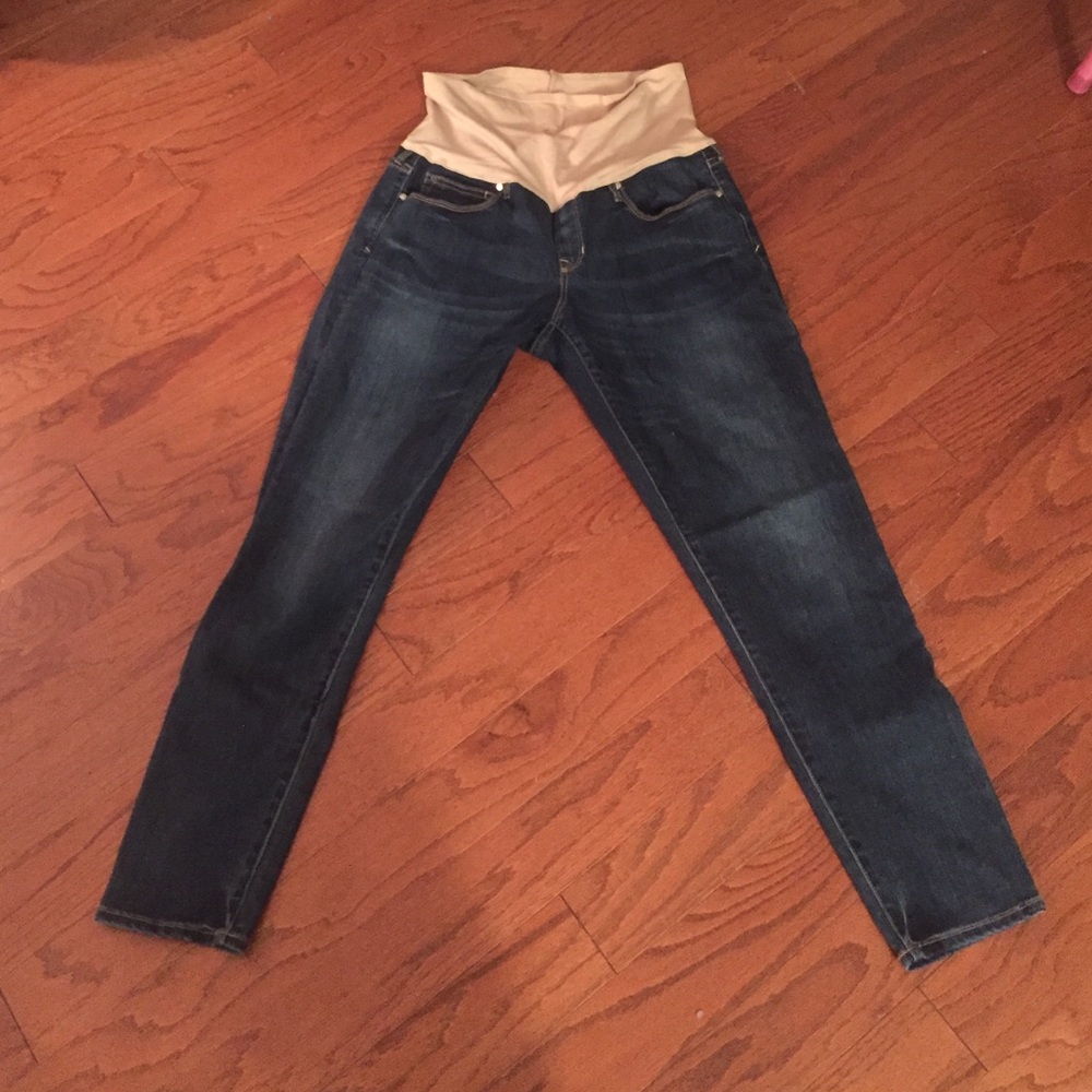 Full panel Gap 1969 maternity legging jeans