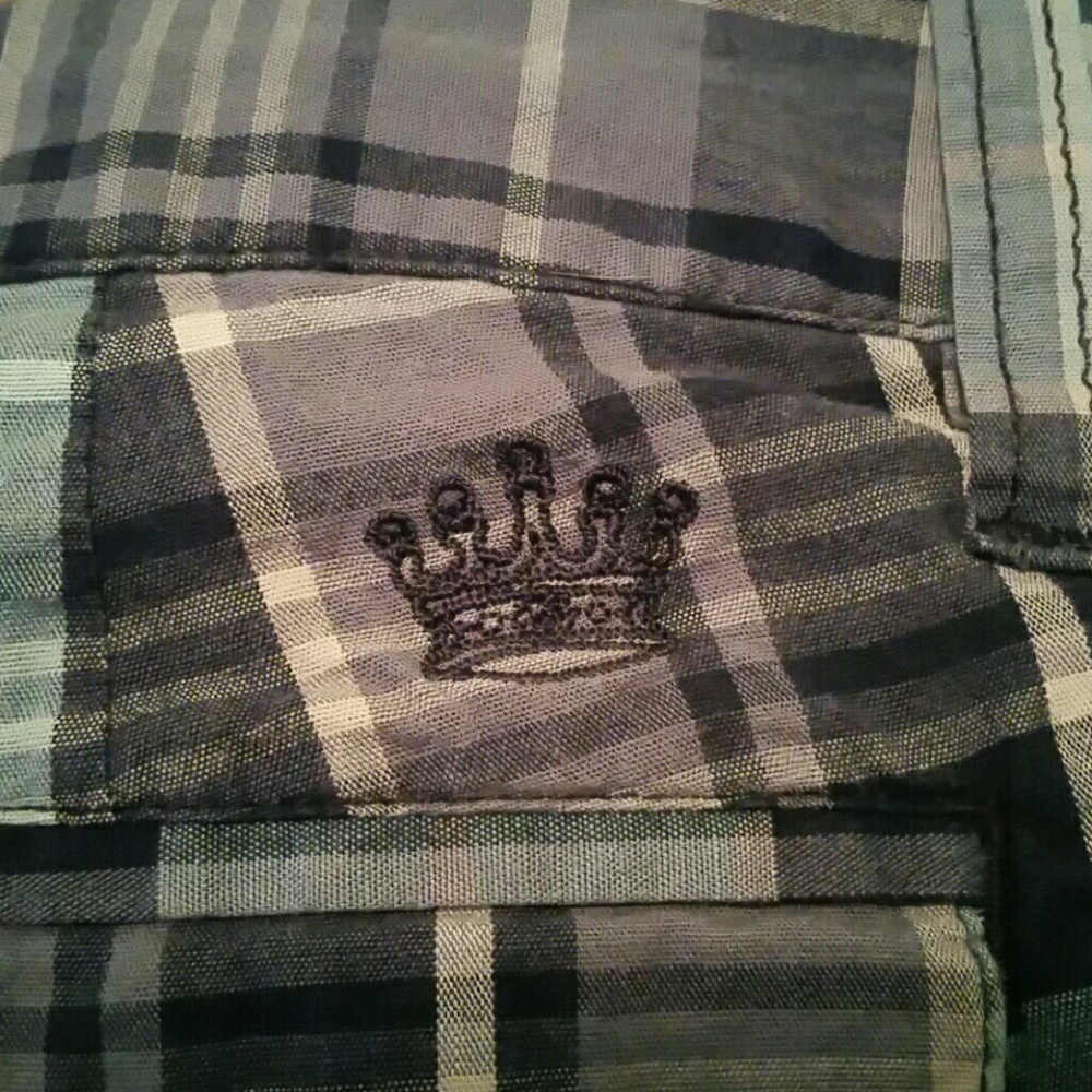 Shorts - Picture 3 of 3
