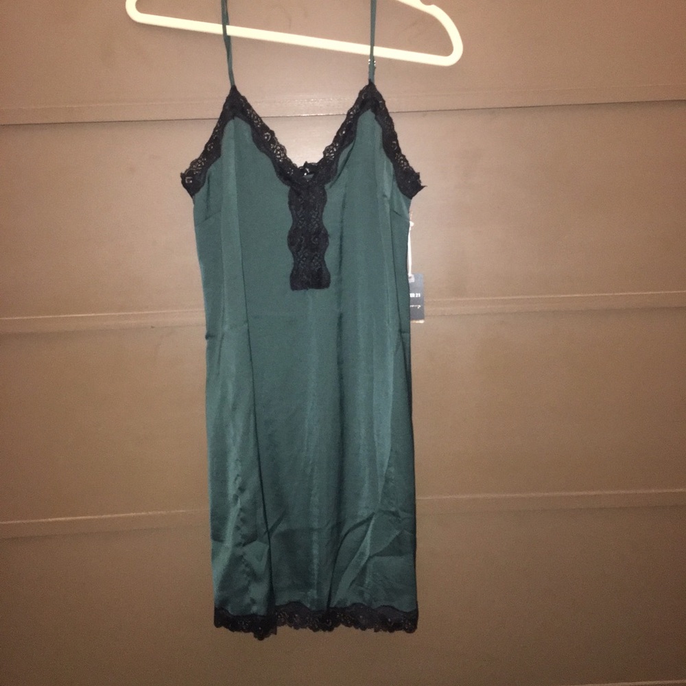 Silk forest green slip dress size small *NWT*