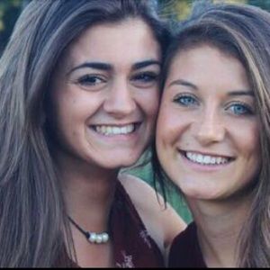 Meet your Posher, Addison