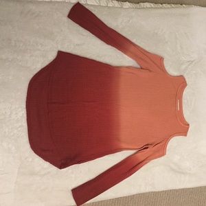 Long sleeve Knox rose cut out too size small