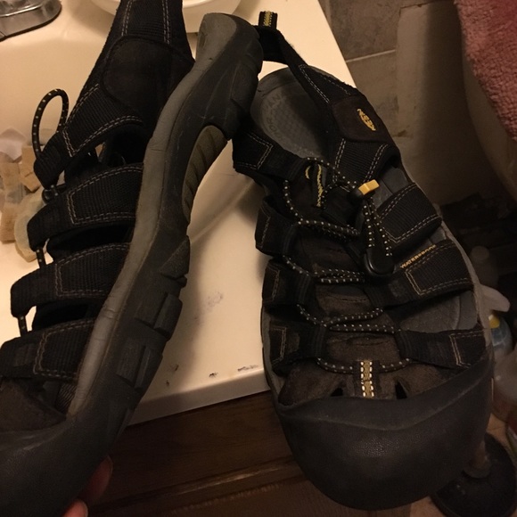 Men keen shoes main image 2