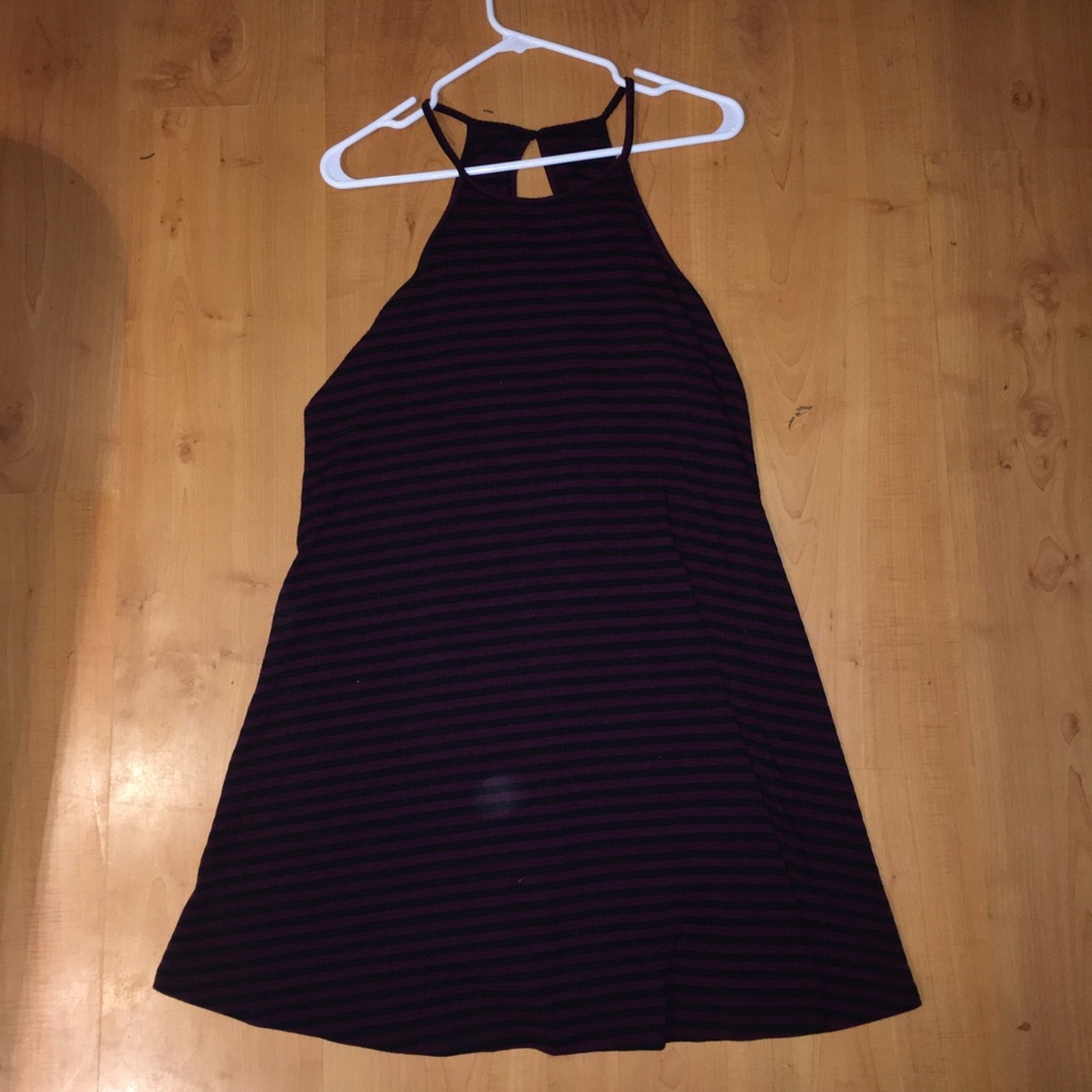 Love Fire, Striped dress