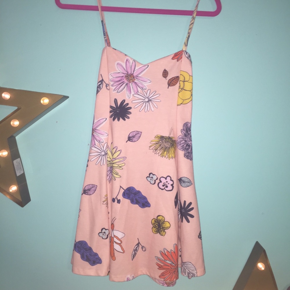 Super cite floral dress