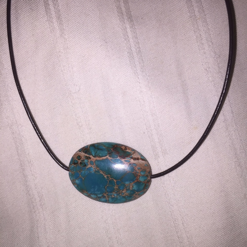 Handmade rippled stone necklace